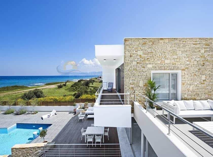 House in Paphos, Pafos 10960743