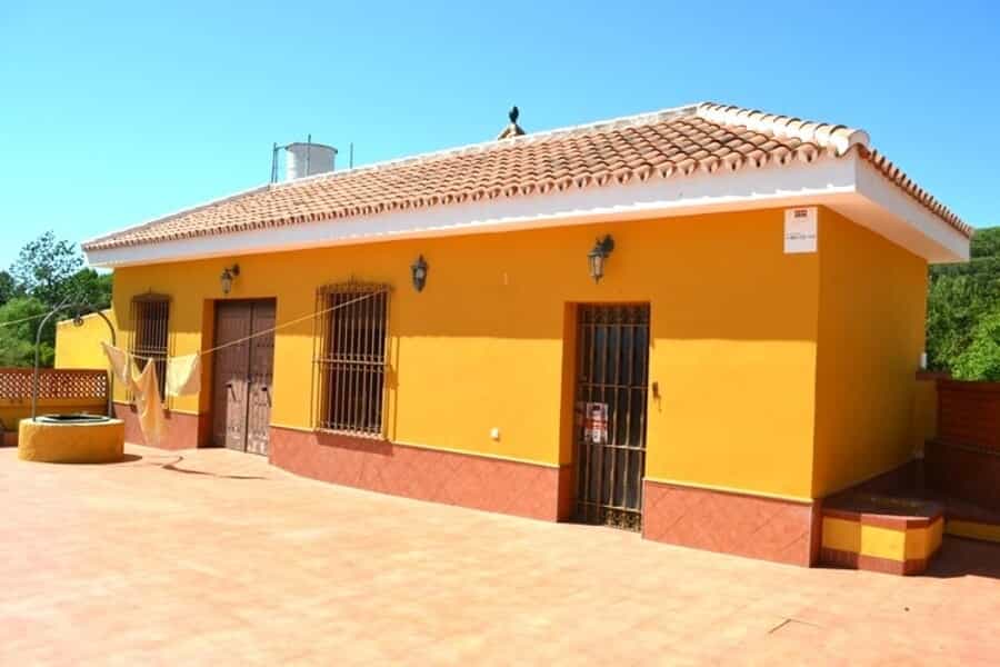 loger dans Lucena del Puerto, Andalucía 10962659