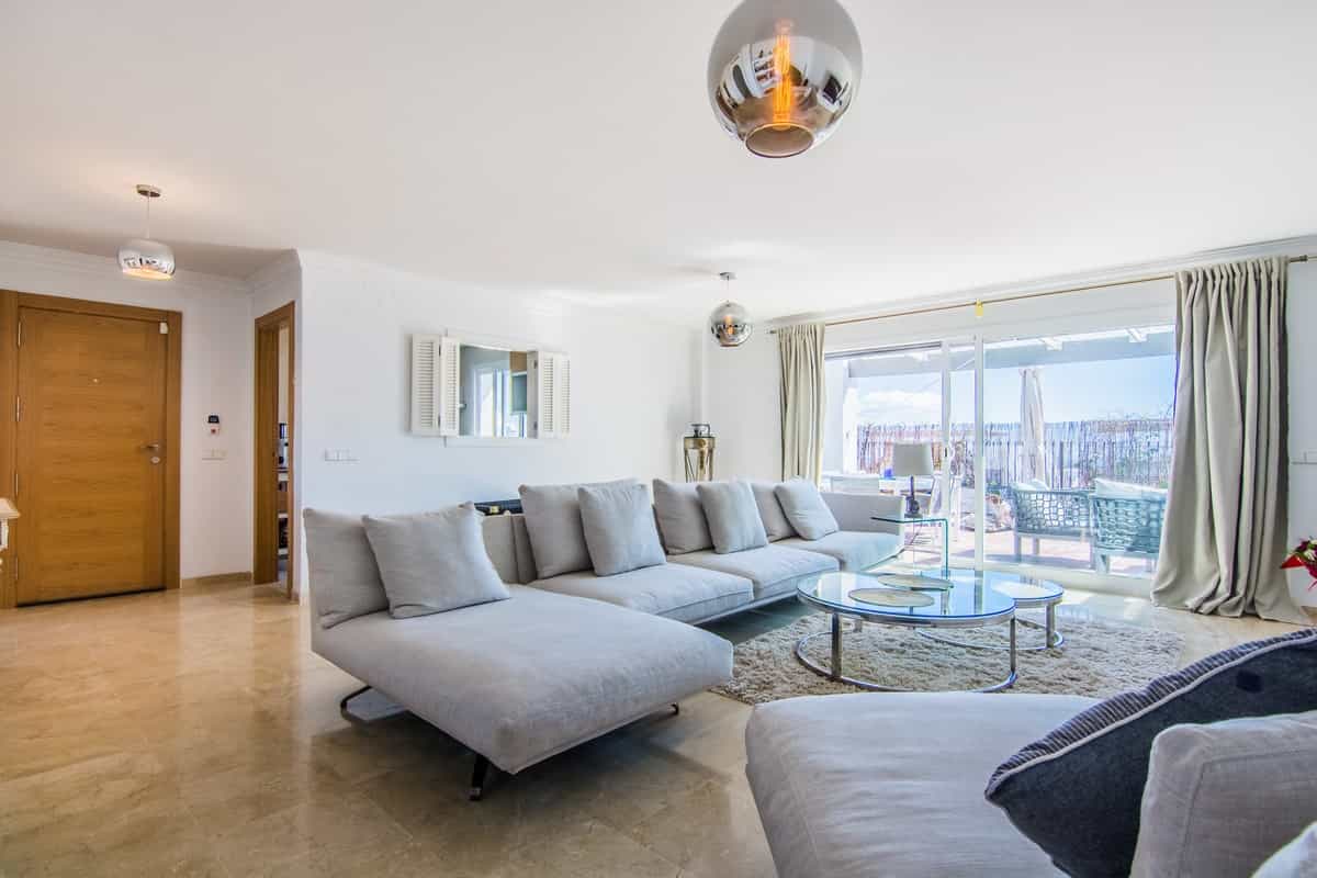 Condominium in , Andalucía 10962678