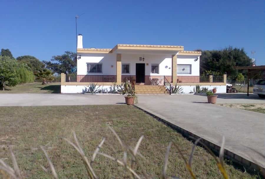 Casa nel Lucena del Puerto, Andalucía 10962845