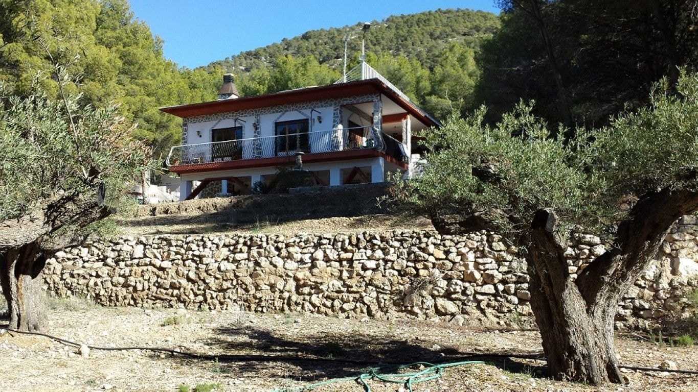 房子 在 Castalla, Comunidad Valenciana 10963332