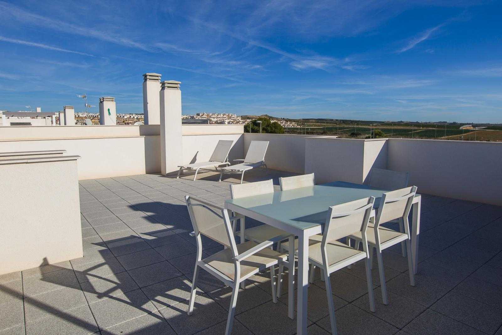 Condominium in Alicante, Valencian Community 10964543