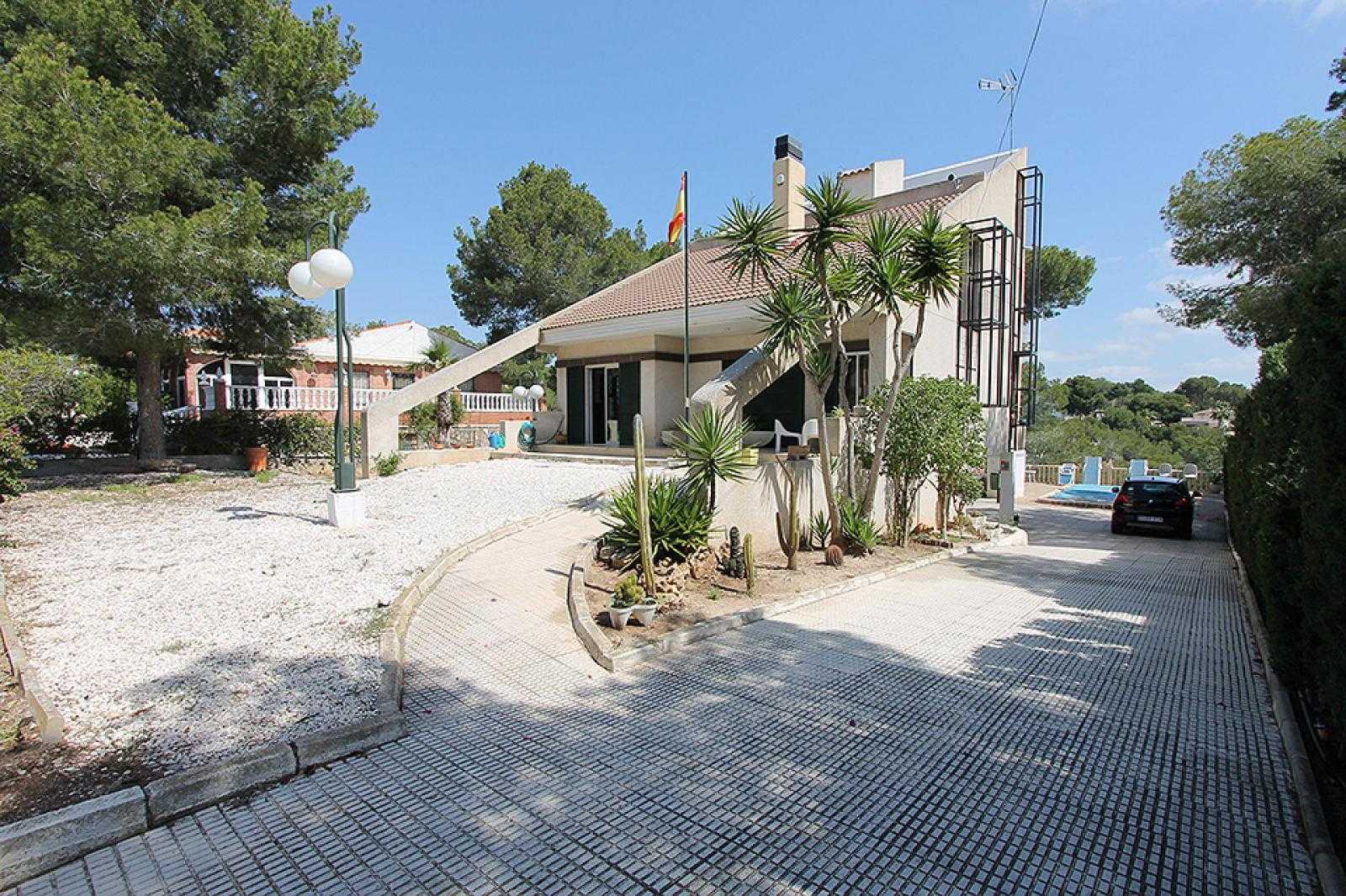 жилой дом в Pilar de la Horadada, Comunidad Valenciana 10964879