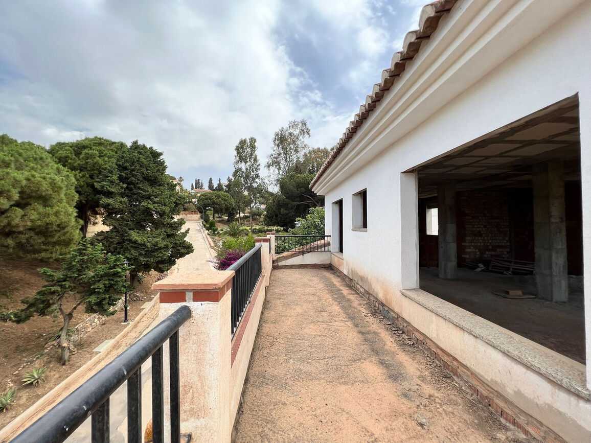 房子 在 Benajarafe, Andalucía 10965816
