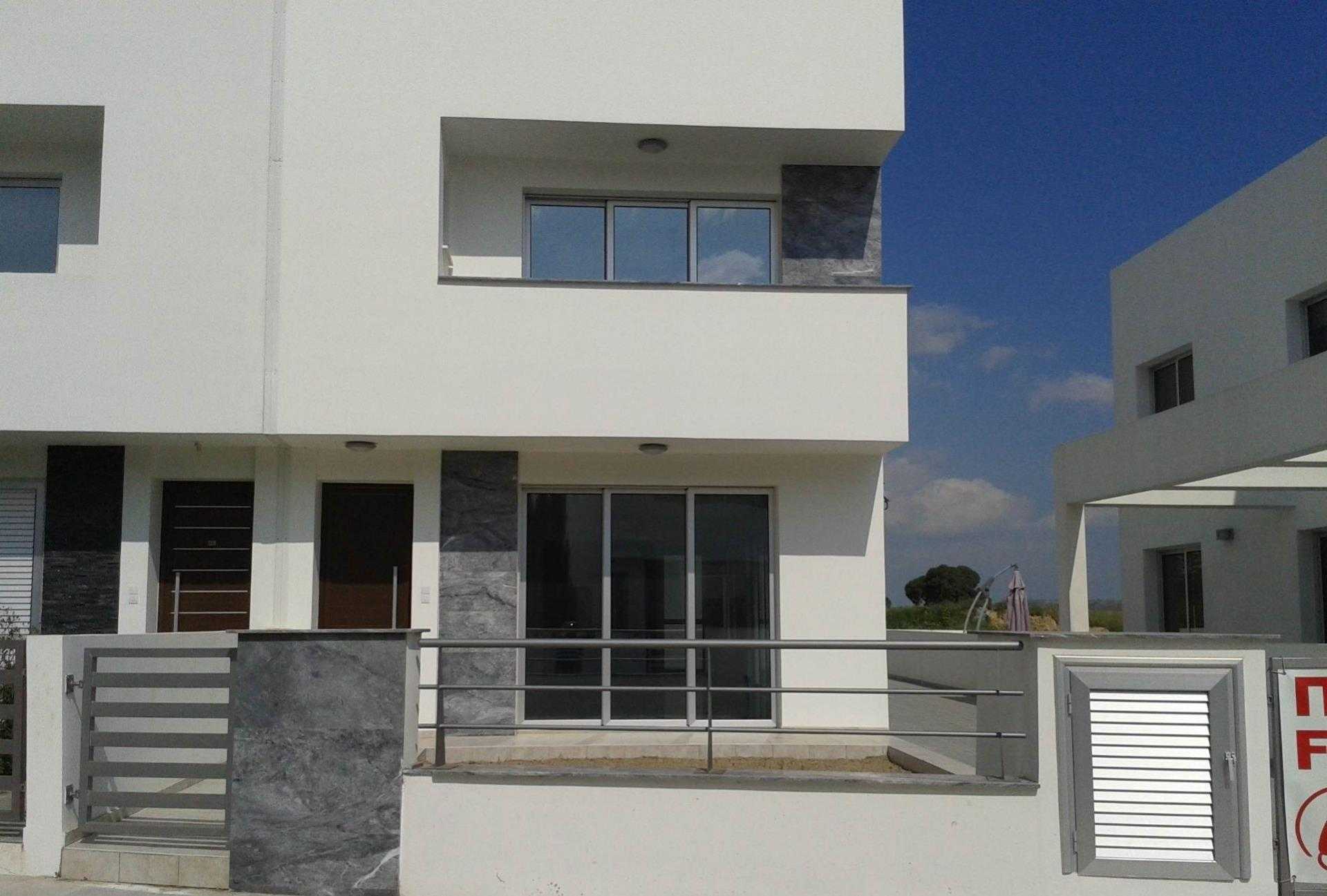 Huis in Voroklini, Larnaca 10968047