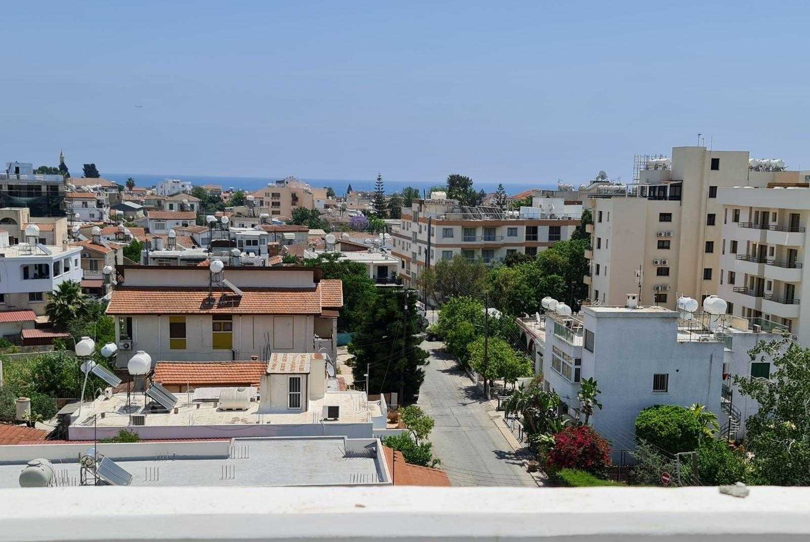 Condominium in Kiti, Larnaka 10968181