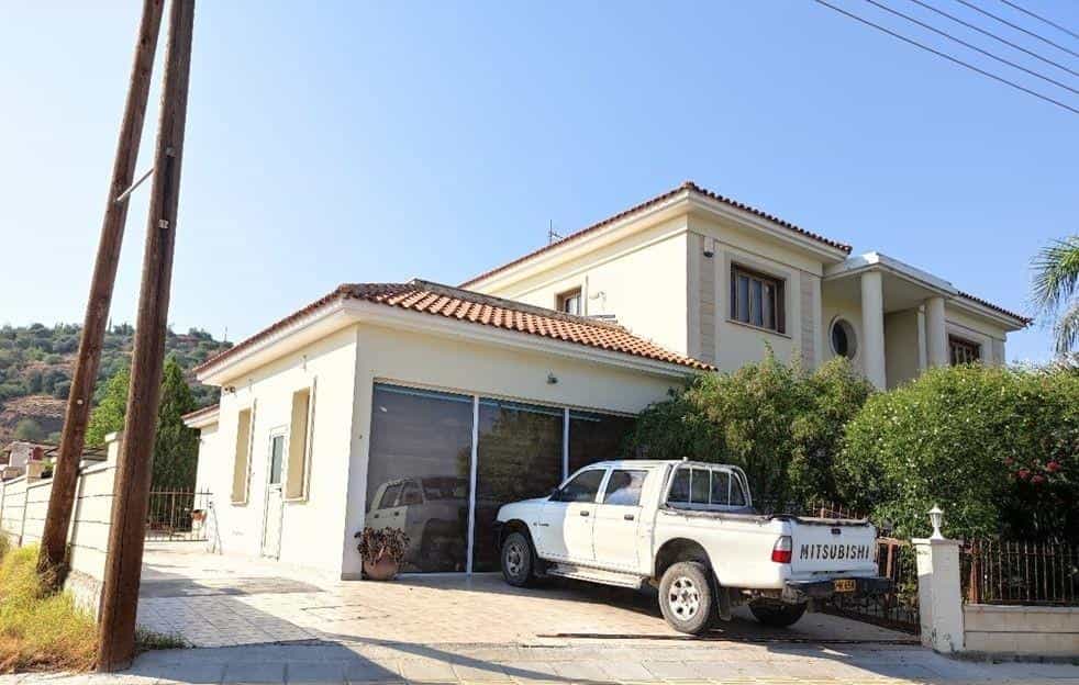 Dom w Pera Chorio, Nikozja 10968837