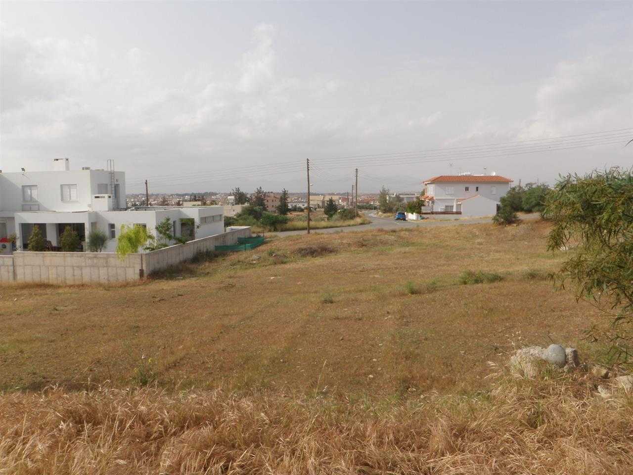 Tanah di Nikosia, Lefkosia 10968907