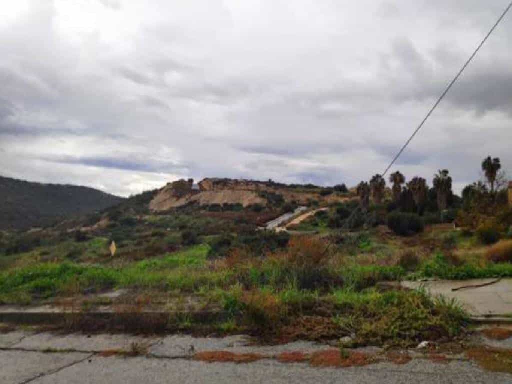 Land in Agios Tychon, Larnaca 10969073