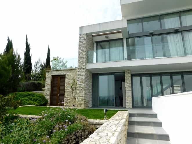 House in Paphos, Pafos 10969453