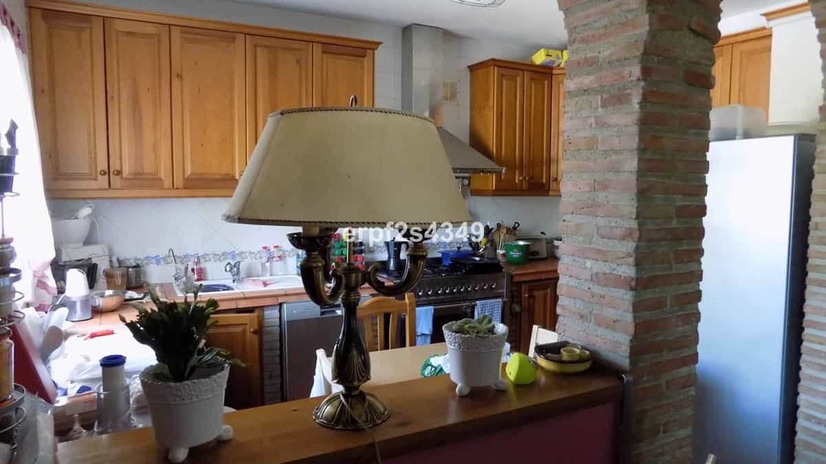 Huis in Yunquera, Andalusië 10969679