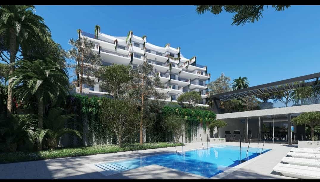 Condominium in La Herradura, Andalusia 10970023