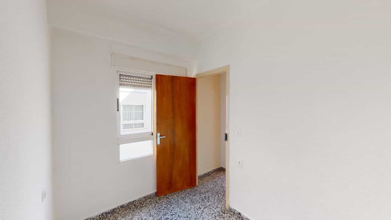 Condominium in Monòver, Comunidad Valenciana 10970285