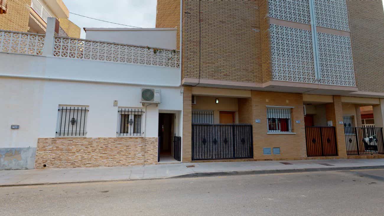 House in Pilar de la Horadada, Valencia 10971456