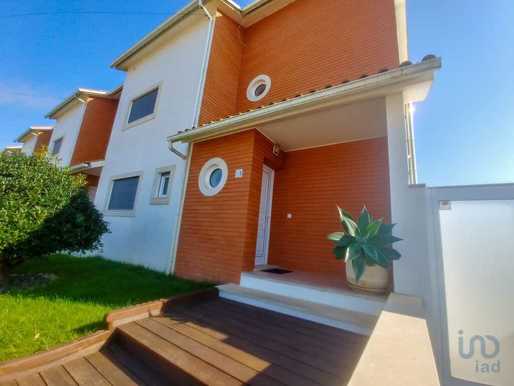 House in Martinganca, Leiria 10973147