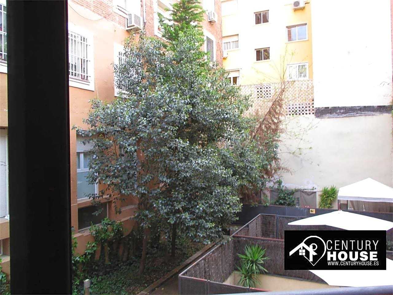 公寓 在 Madrid, Comunidad de Madrid 10974298