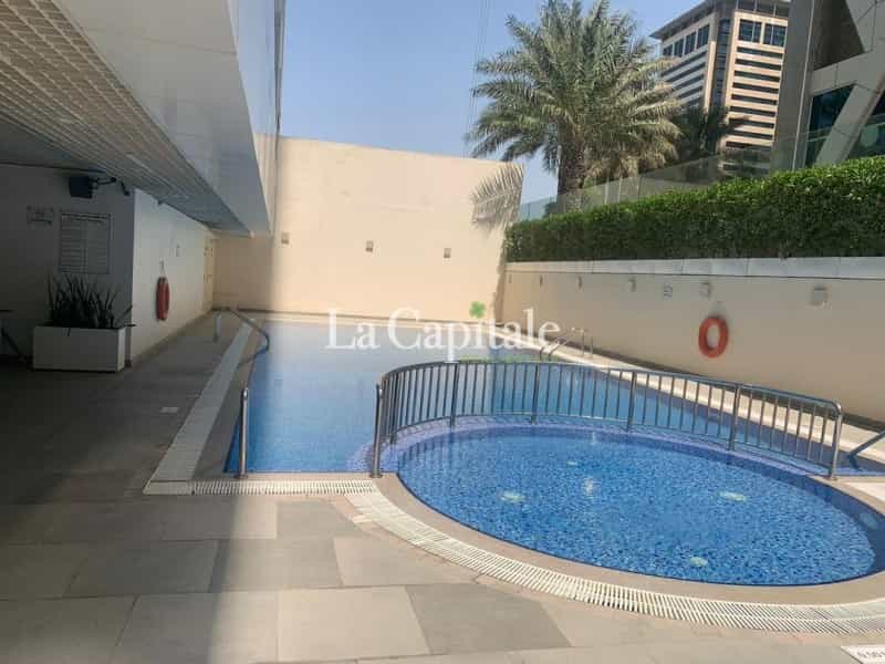 Condominio en Dubai, Dubai 10974338