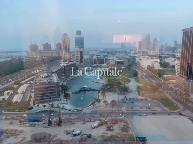 Condominium in Dubai, Dubayy 10974338