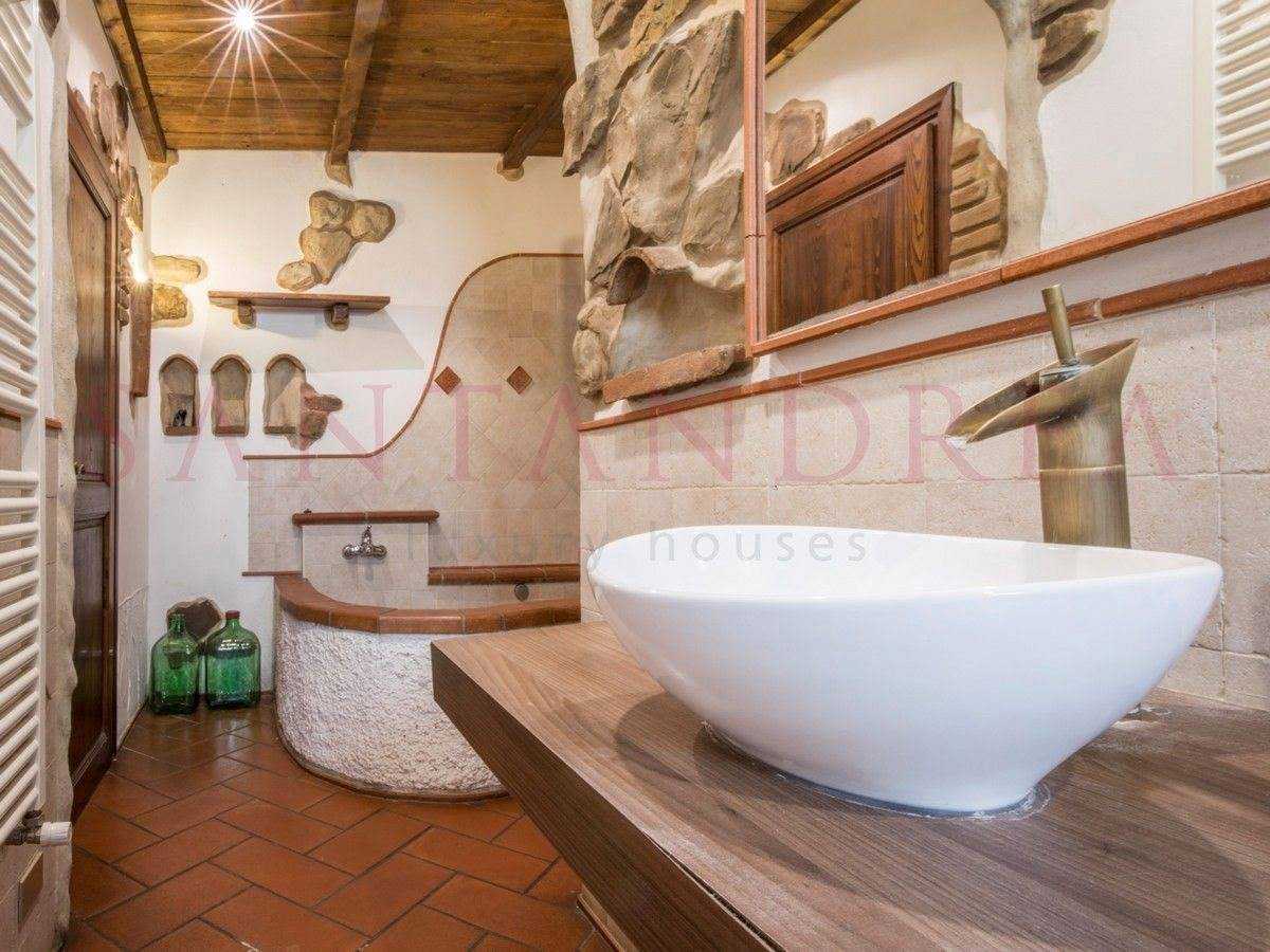 Casa nel Rignano sull'Arno, Tuscany 10975588