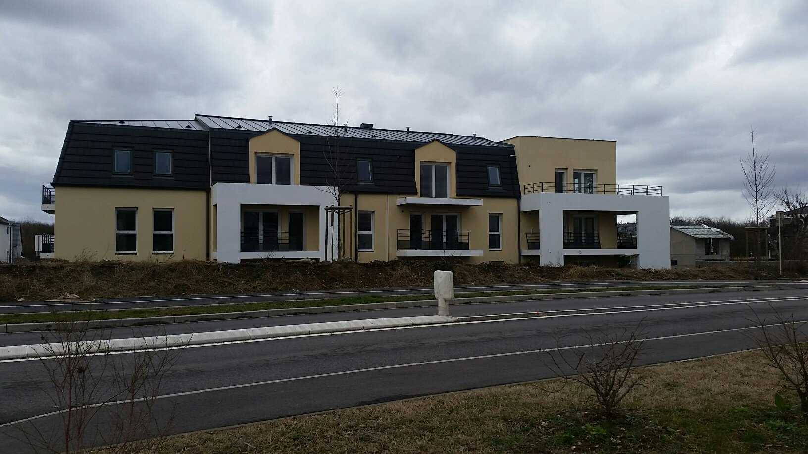 Condominium in Saint-Louis, Haut-Rhin 10975745