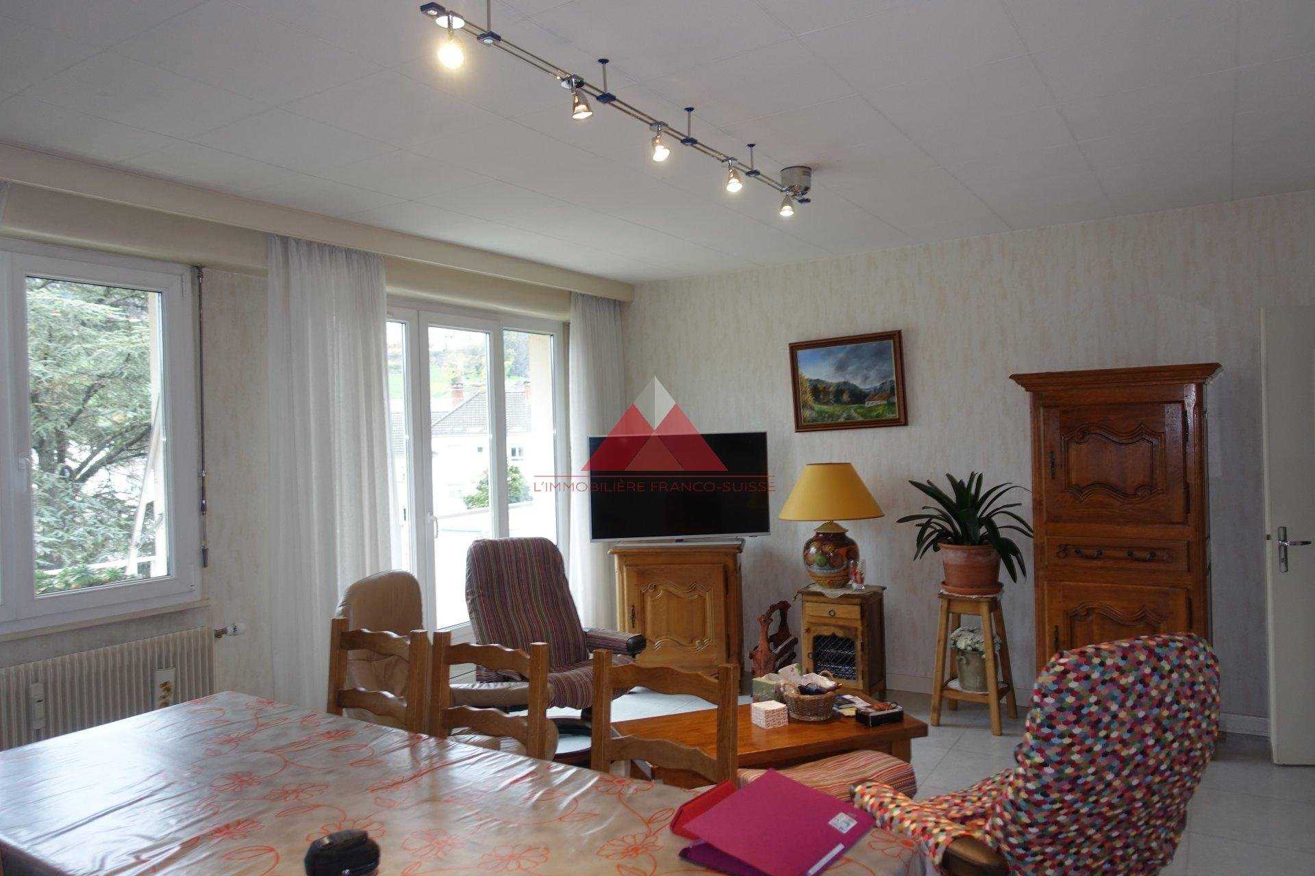 Квартира в Лон-ле-Соньє, Бургонь-Франш-Конте 10975767