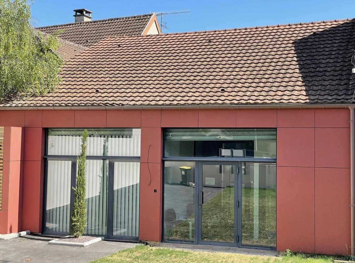 Other in Beaune, Bourgogne-Franche-Comte 10977138