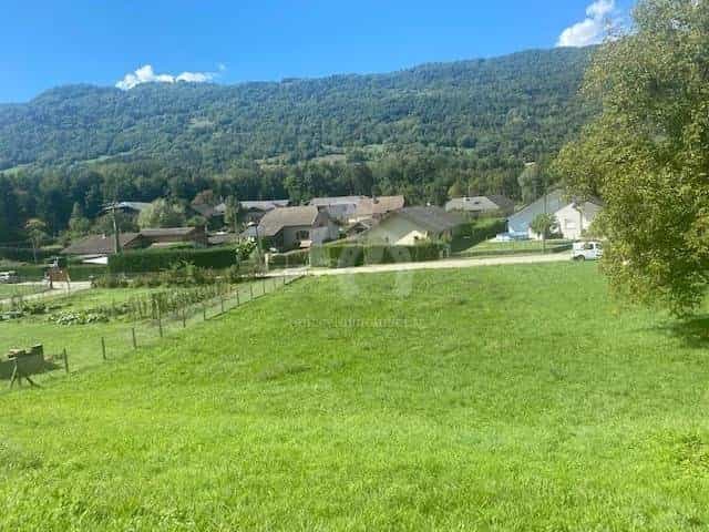 土地 在 La Rochette, Auvergne-Rhone-Alpes 10977161