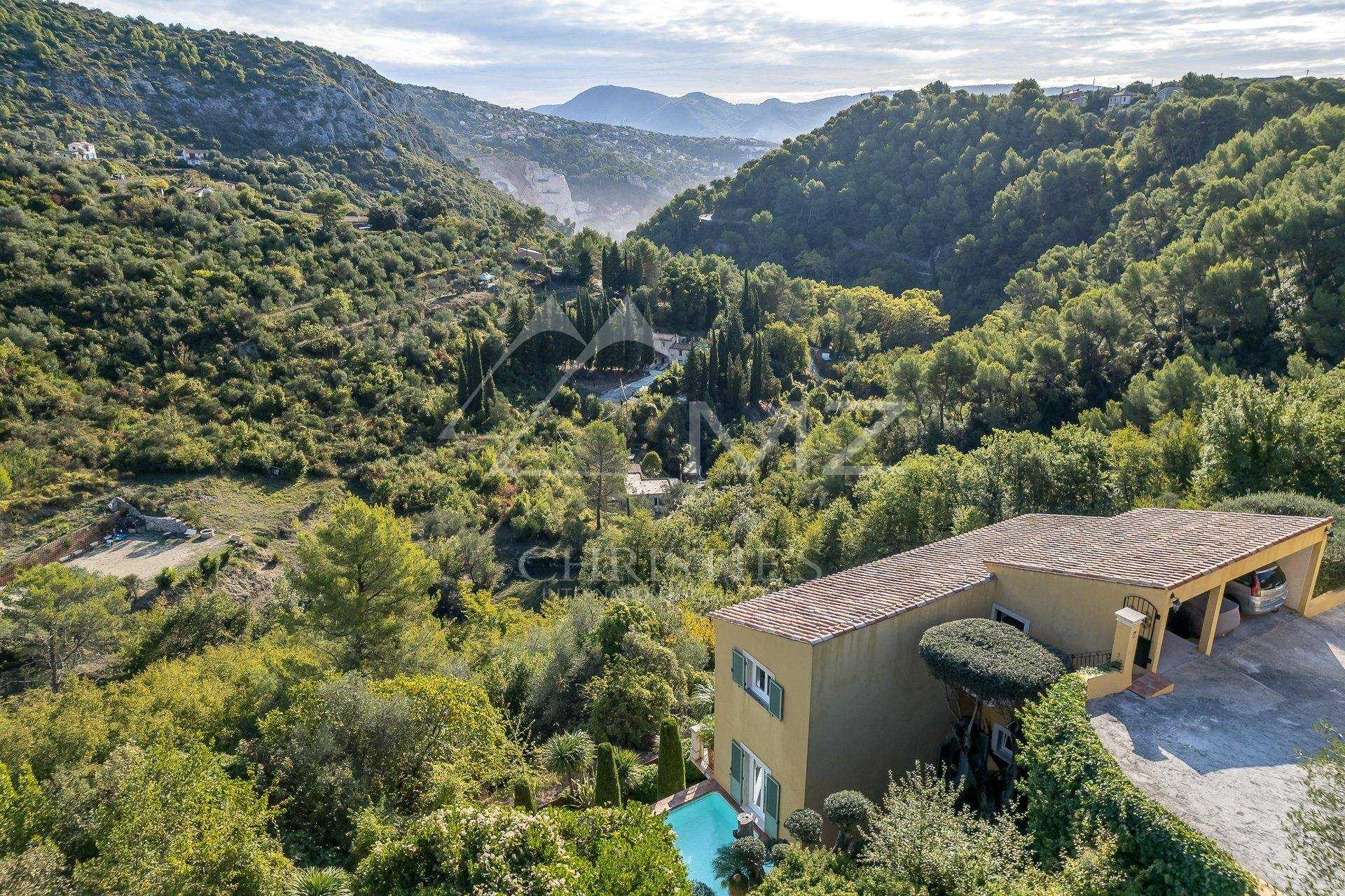 Huis in Falicon, Provence-Alpes-Côte d'Azur 10977174
