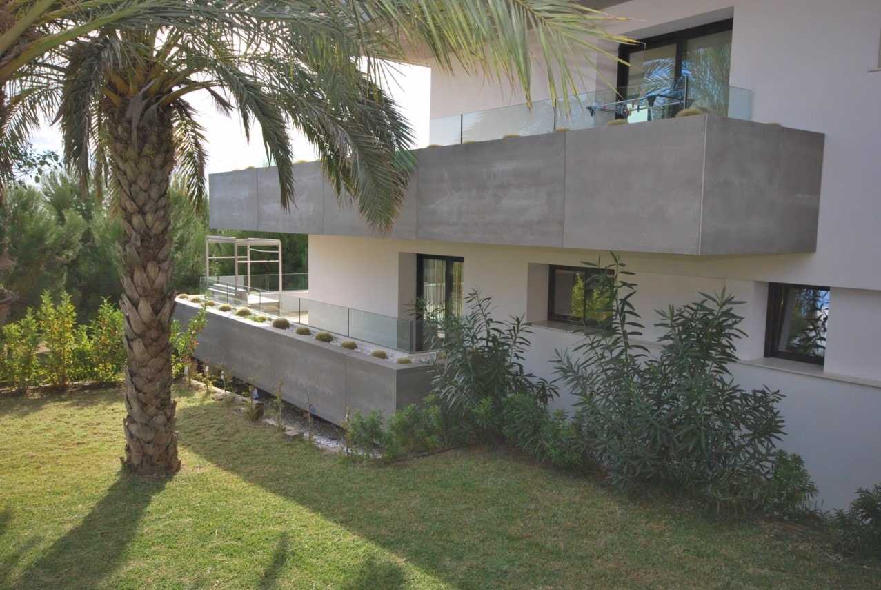 Condominium in El Poble Nou de Benitatxell, Comunidad Valenciana 10978747
