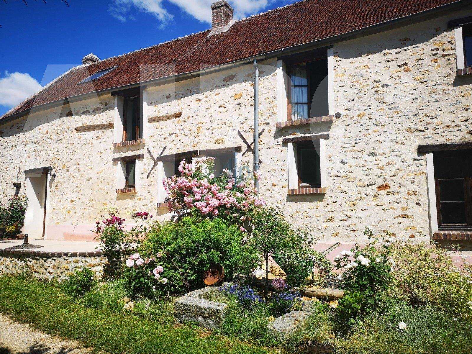 casa no Choisy-en-Brie, Seine-et-Marne 10979066