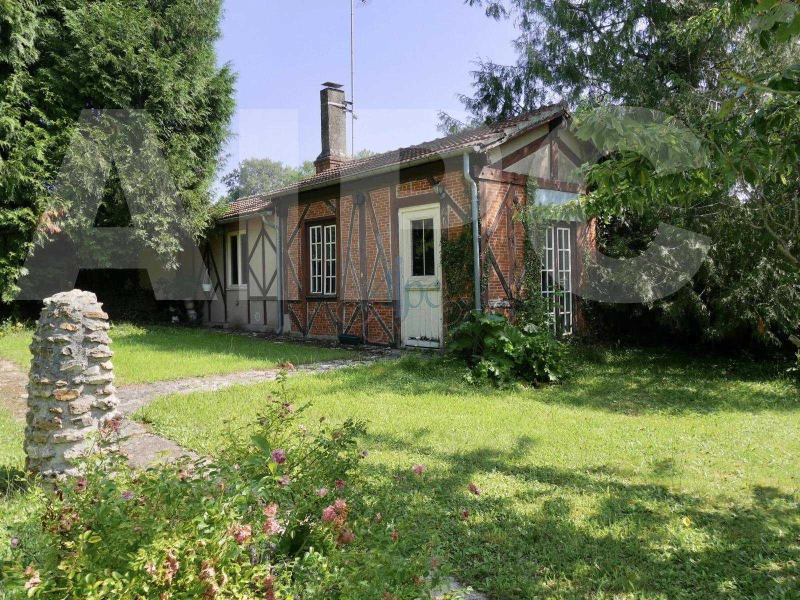 жилой дом в Coulommiers, Ile-de-France 10979067