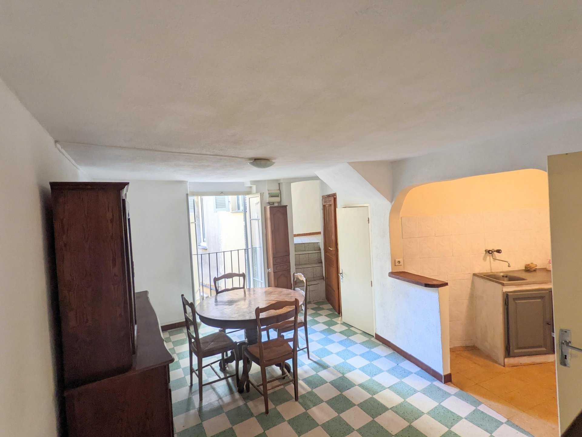 Condominium in Garavan, Provence-Alpes-Cote d'Azur 10979092