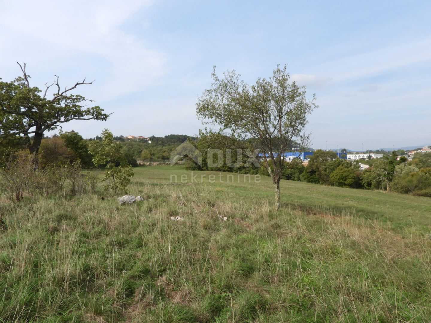 Tanah dalam Cavle, Primorsko-Goranska Zupanija 10979225