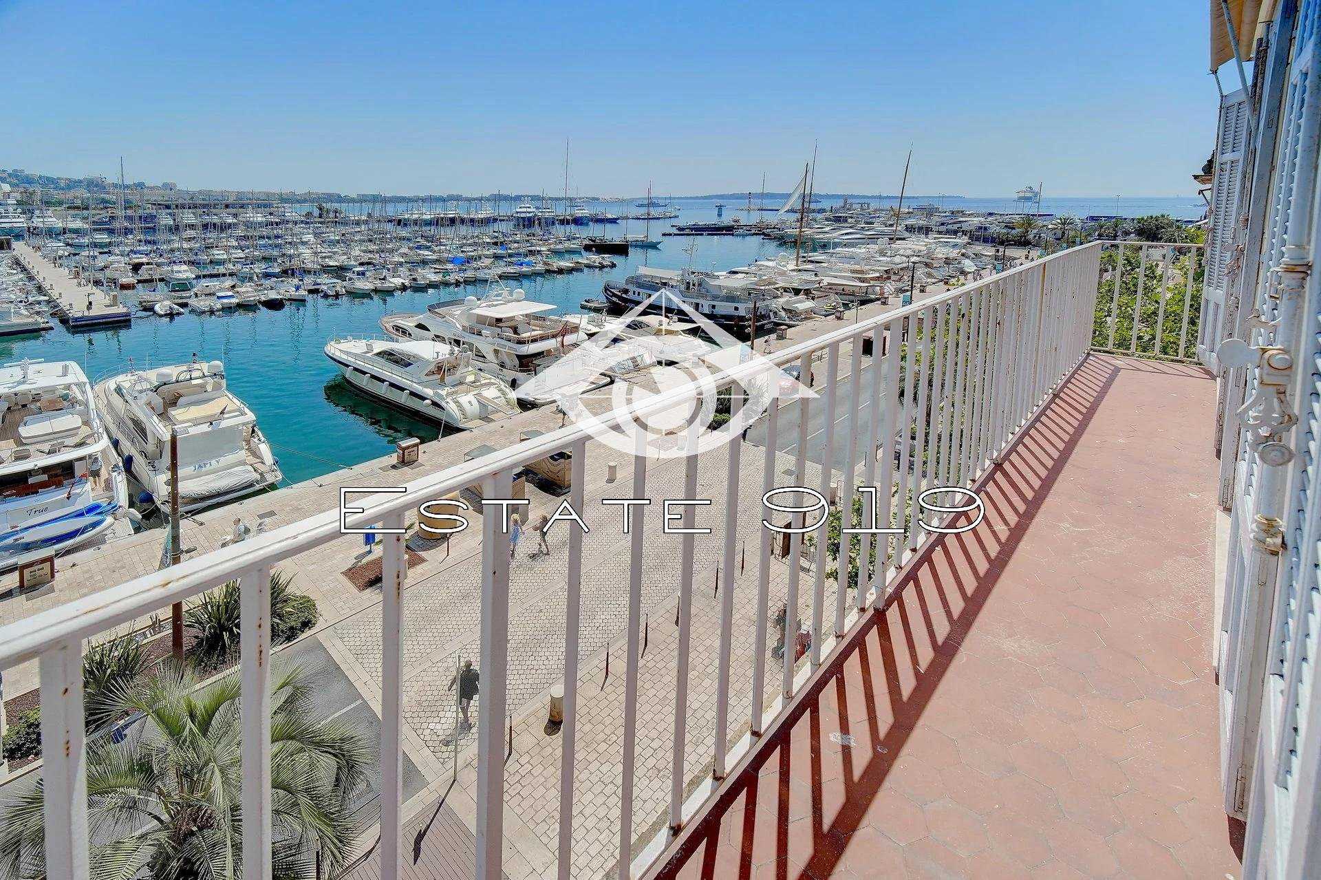 Condominium dans Cannes, Provence-Alpes-Côte d'Azur 10981665