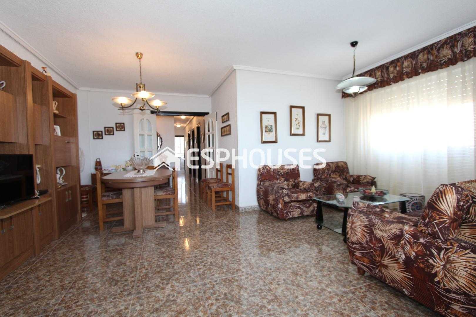 Condominium in El Moncayo, Valencia 10982218