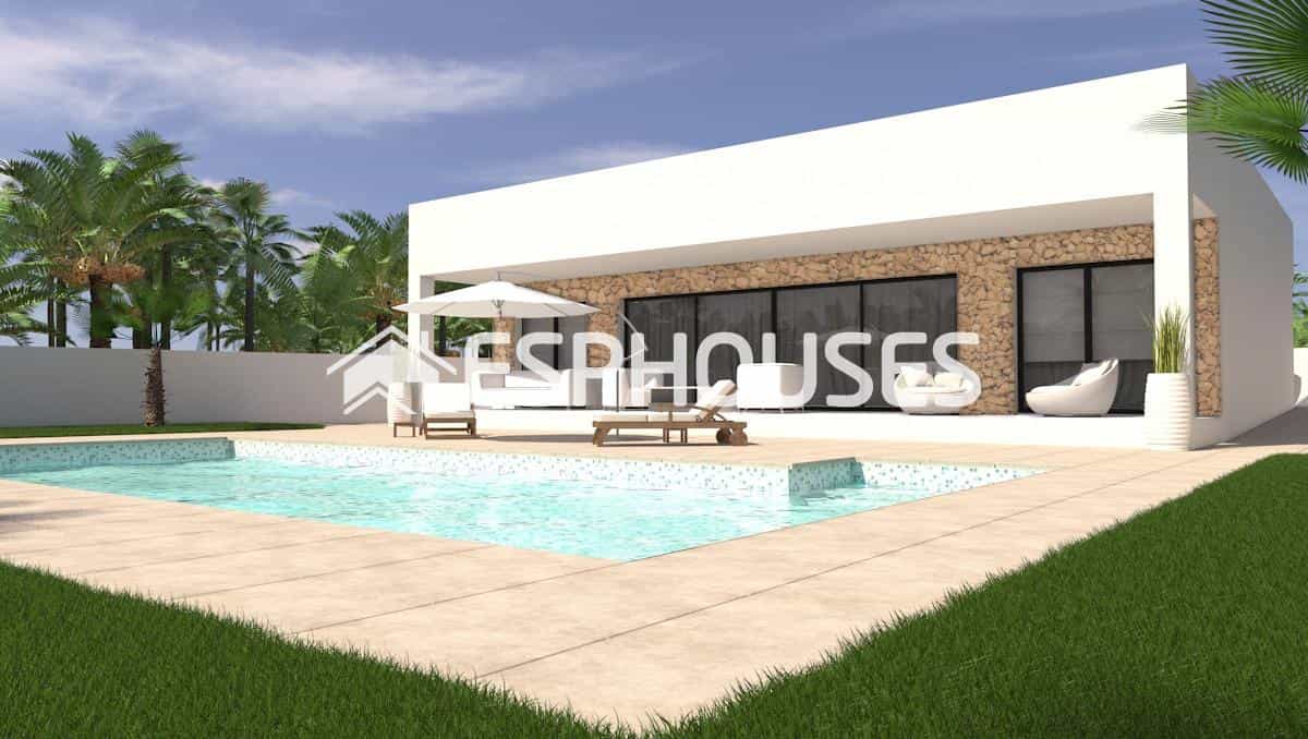 House in Pilar de la Horadada, Comunidad Valenciana 10982342