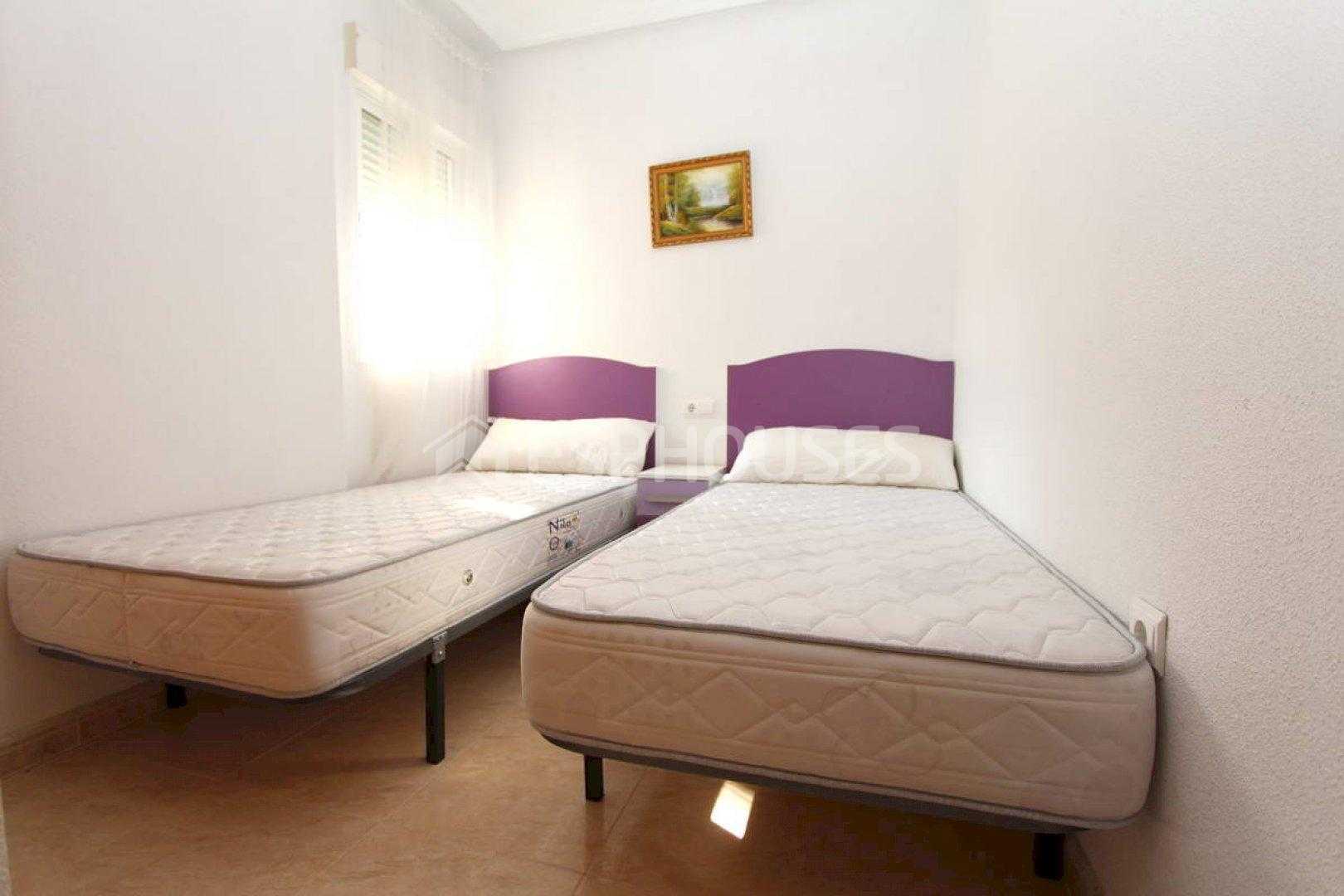 Квартира в Гуардамар дель Сегура, Валенсія 10982502