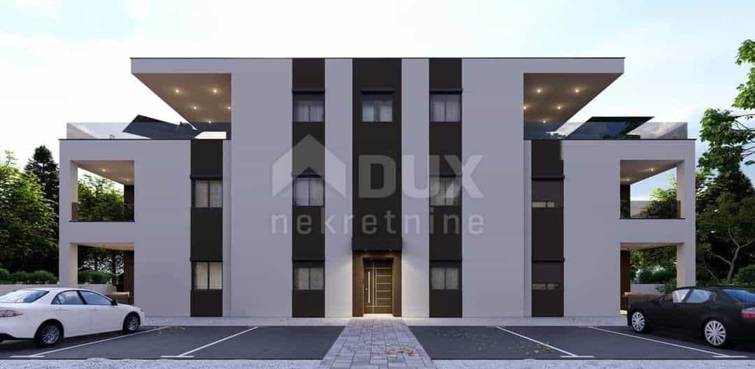 Condominium in Nova Vas, Kršan, Istria County 10983779