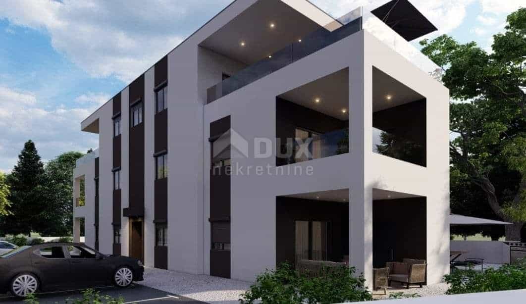 Condominium in Nova Vas, Kršan, Istria County 10983784