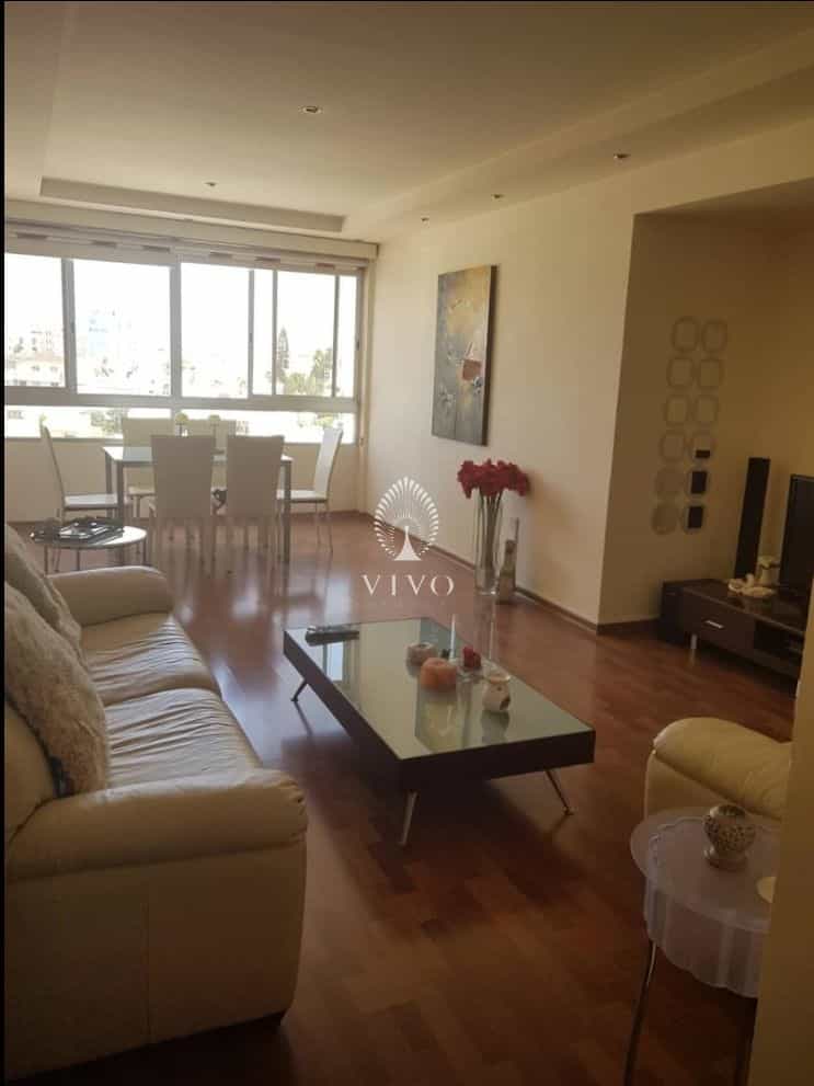 Condominium in Larnaca, Larnaka 10984870