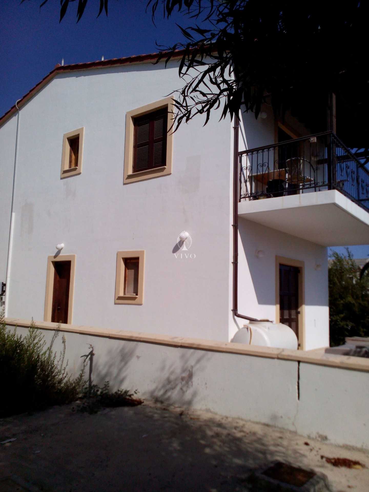 rumah dalam Zygi, Larnaka 10984890