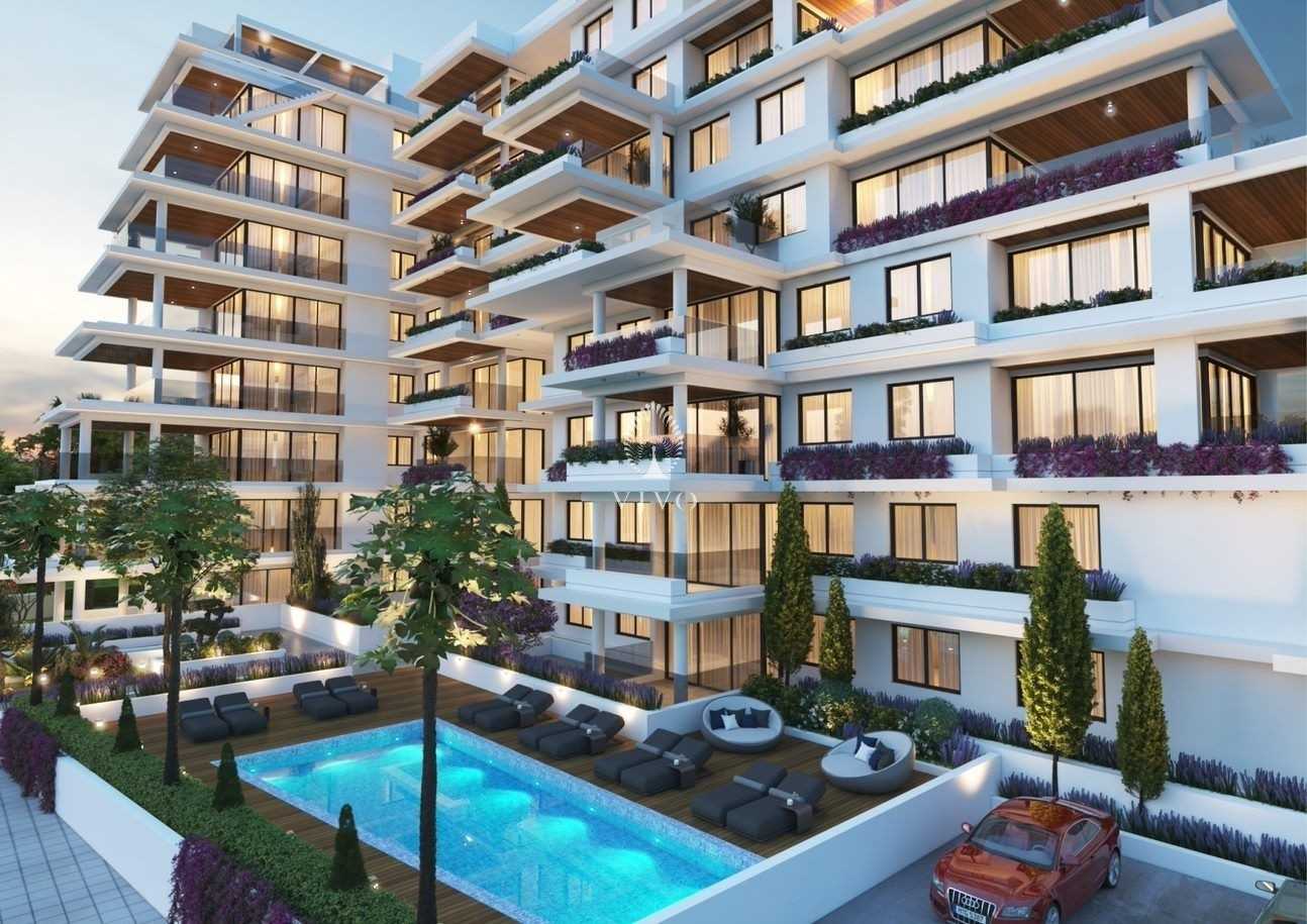 Condominium in Larnaca, Larnaca 10985317