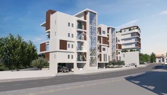 公寓 在 杰马索吉亚, 莱梅索斯 10985372