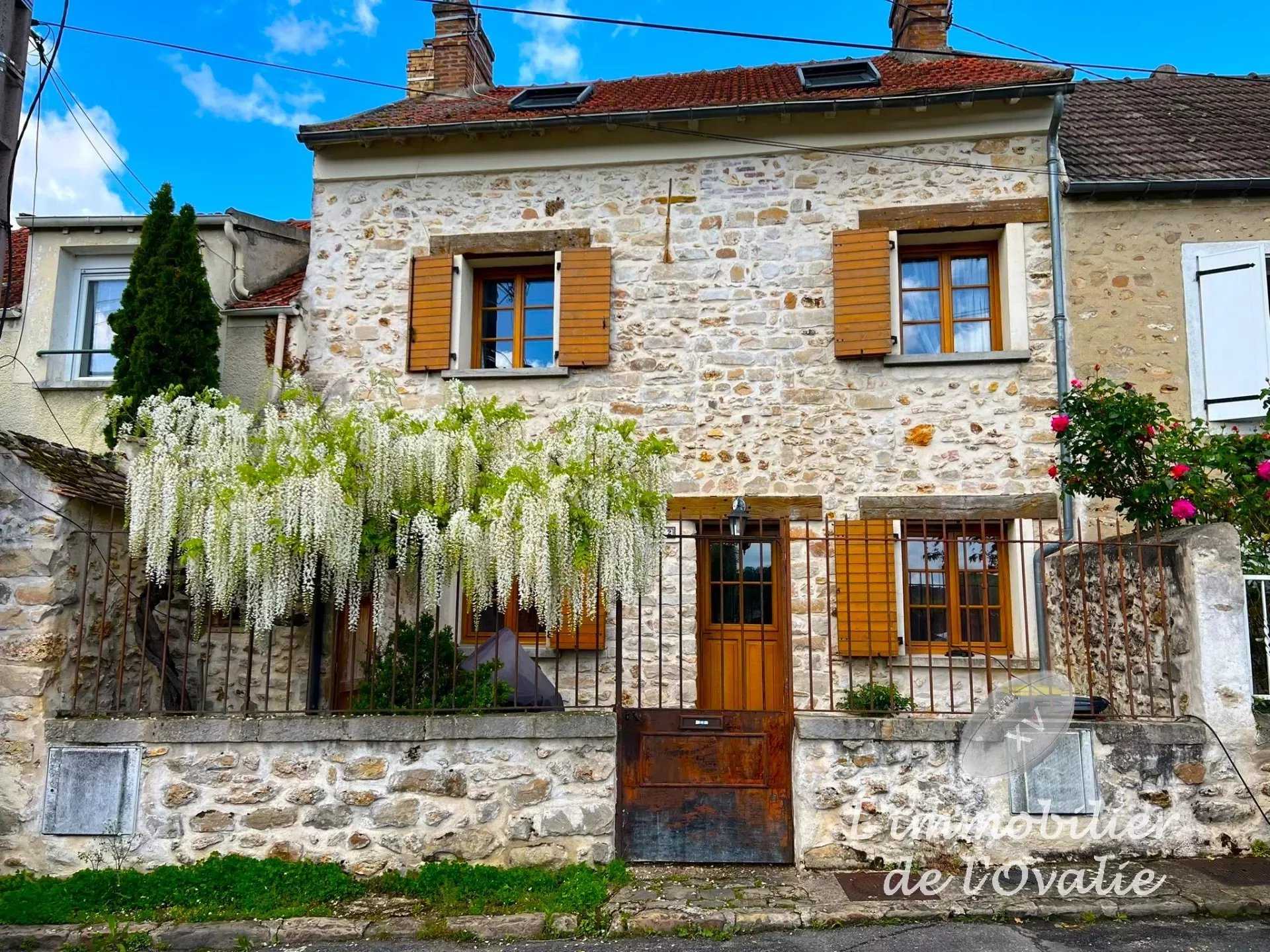 House in Marcoussis, Ile-de-France 10985939