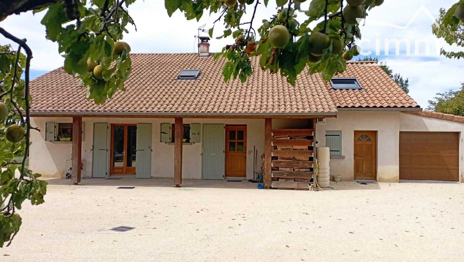Dom w Chabeuil, Owernia-Rodan-Alpy 10987055