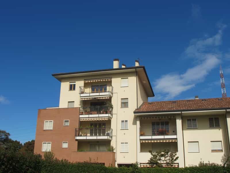 Condominium in Pumenengo, Lombardije 10988416