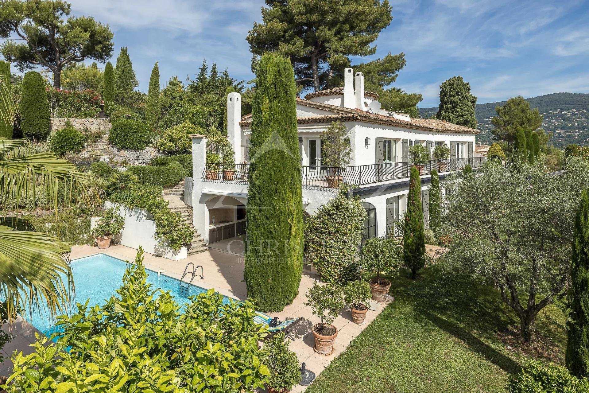 Rumah di Peymeinade, Provence-Alpes-Cote d'Azur 10990589