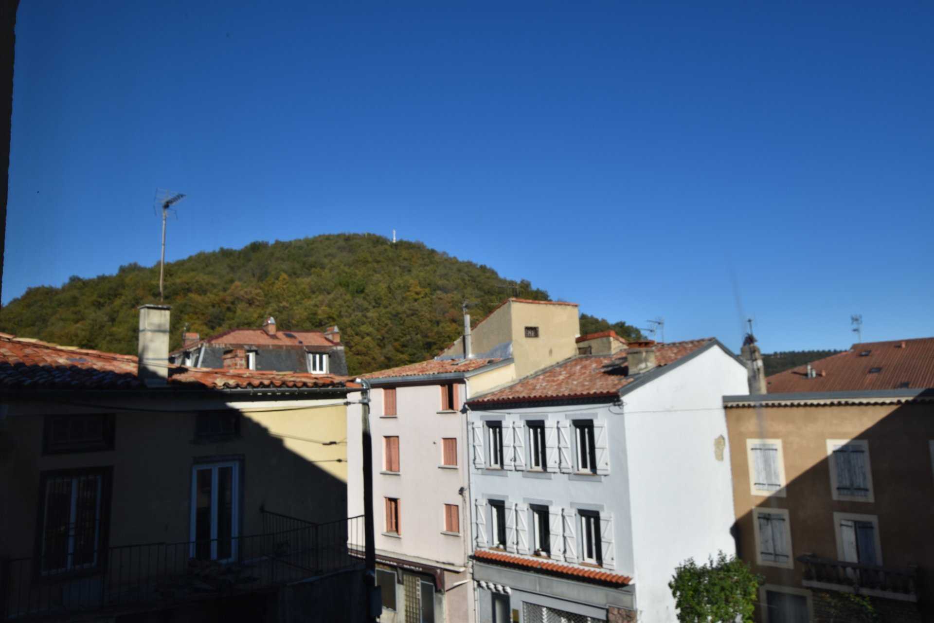 Residencial en Lavelanet, Ariège 10990622