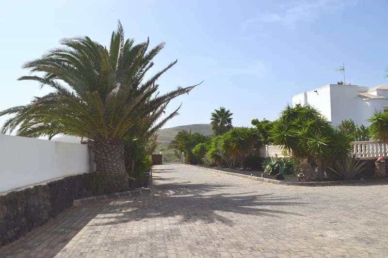 House in Conil, Canary Islands 10990686
