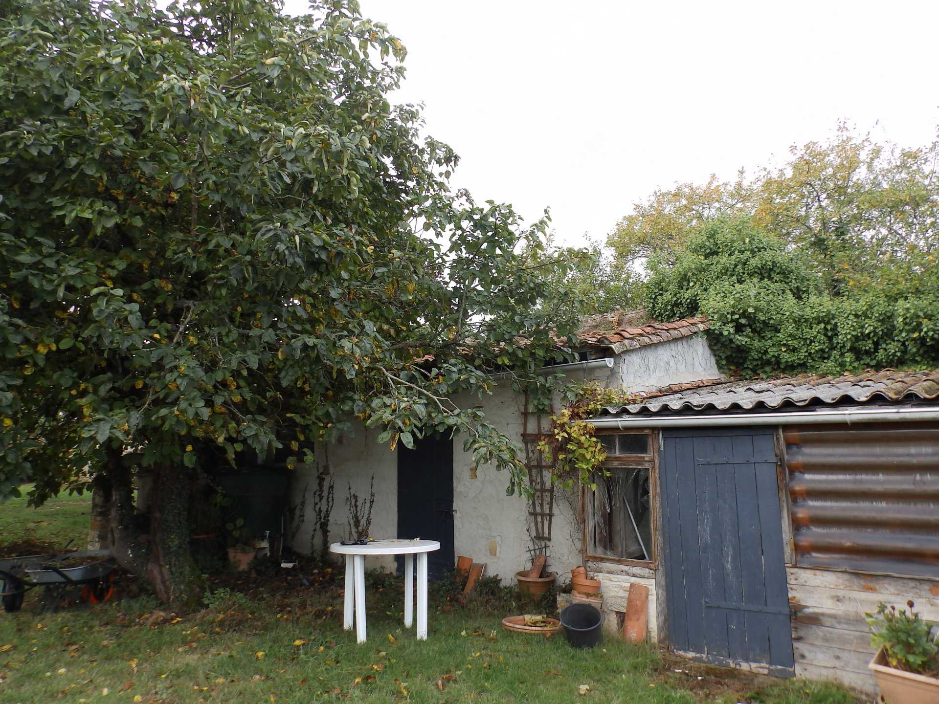 房子 在 Vanzay, Nouvelle-Aquitaine 10990785